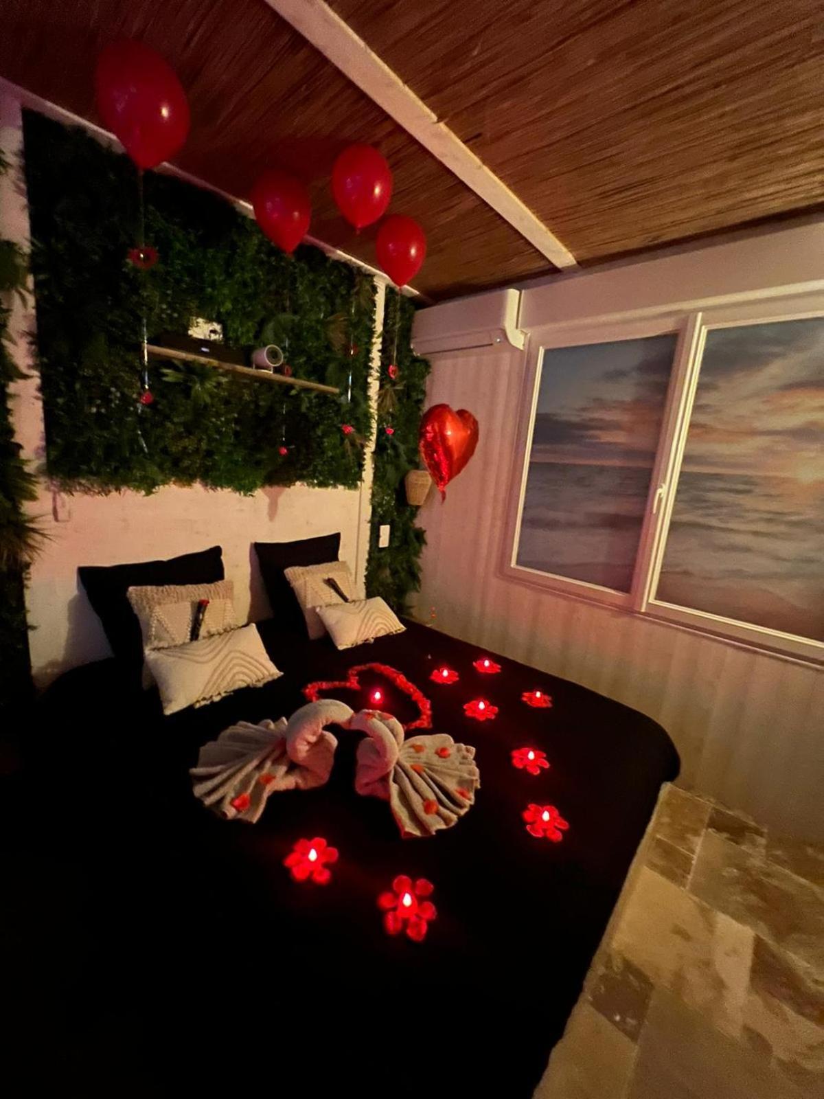 Les Spas De La Mer, Suite & Spa, Love Room, Plein Coeur Du Grau Le Grau-du-Roi Exterior photo
